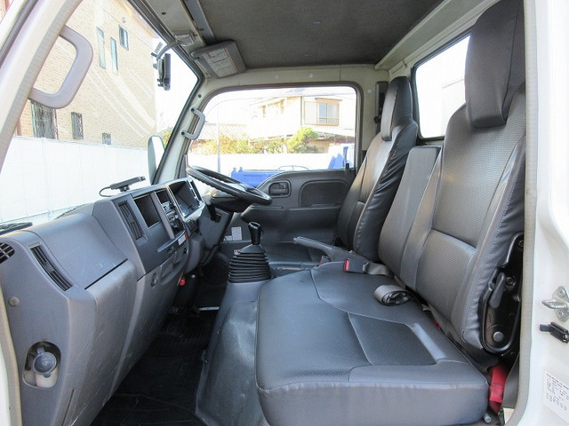 いすゞエルフクレーン3段小型（2t・3t）[写真26]