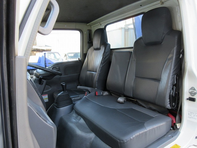 いすゞエルフクレーン3段小型（2t・3t）[写真27]