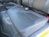 いすゞエルフクレーン3段小型（2t・3t）[写真28]