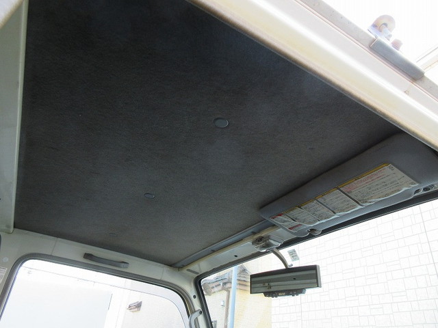 いすゞエルフクレーン3段小型（2t・3t）[写真36]