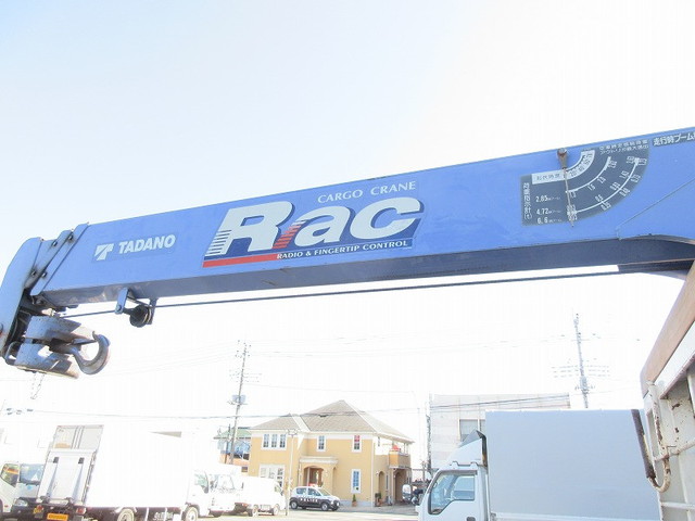 いすゞエルフクレーン3段小型（2t・3t）[写真09]