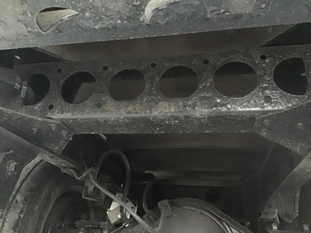 いすゞエルフダブルキャブ（Wキャブ）小型（2t・3t）[写真11]