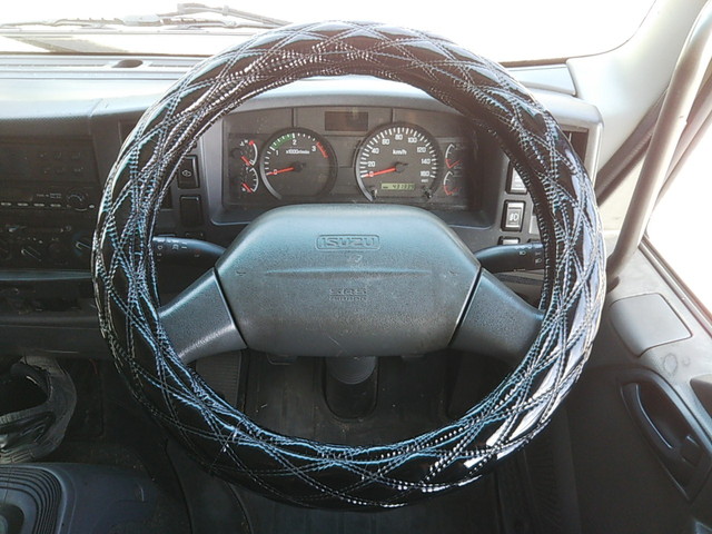 いすゞフォワード冷凍車（冷蔵車）中型（4t）[写真36]