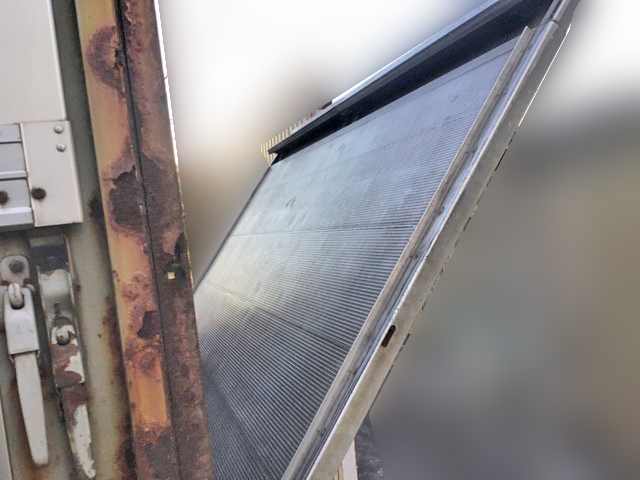 いすゞフォワードアルミウイング中型（4t）[写真14]