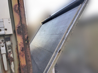 いすゞフォワードアルミウイング中型（4t）[写真14]