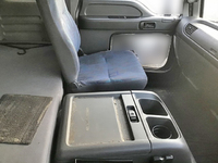 いすゞフォワードアルミウイング中型（4t）[写真28]