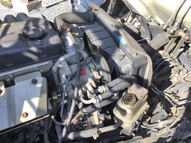 三菱ふそうキャンタークレーン4段小型（2t・3t）[写真17]