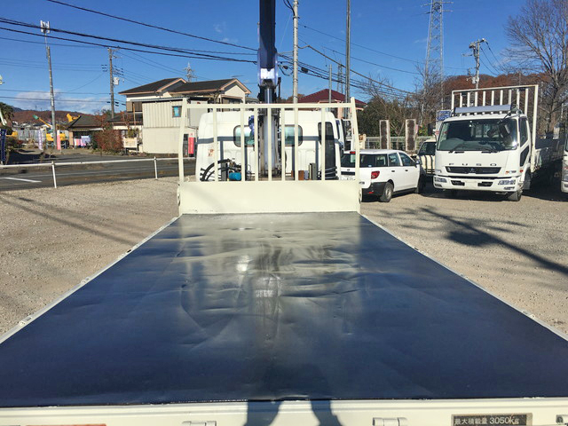 三菱ふそうキャンタークレーン5段小型（2t・3t）[写真08]