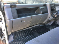 三菱ふそうキャンタークレーン5段小型（2t・3t）[写真28]