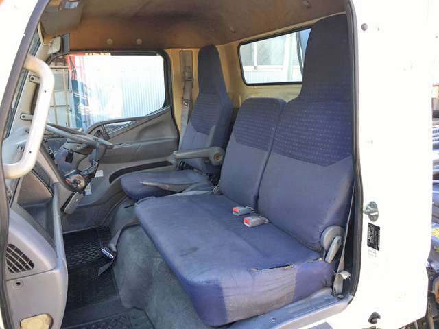 三菱ふそうキャンタークレーン5段小型（2t・3t）[写真29]