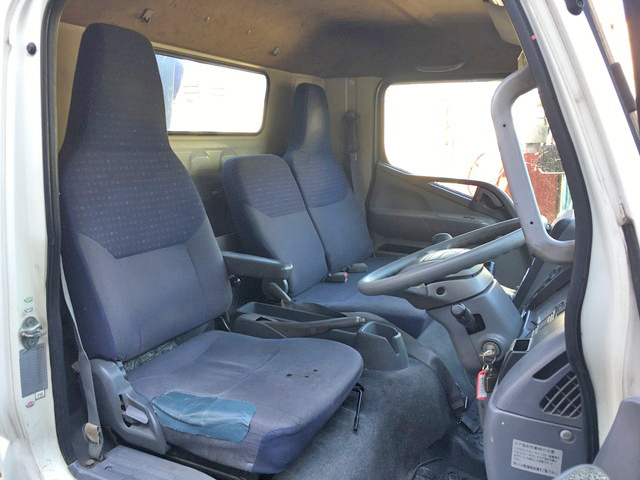 三菱ふそうキャンタークレーン5段小型（2t・3t）[写真30]