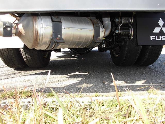 三菱ふそうキャンターダンプ小型（2t・3t）[写真10]