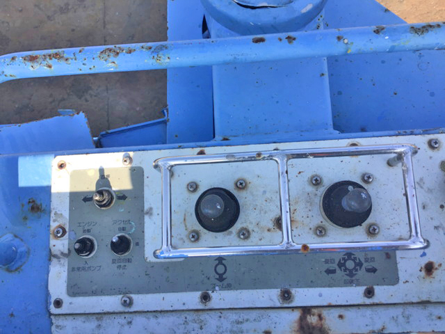 三菱ふそうキャンター高所作業車小型（2t・3t）[写真12]