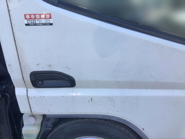 三菱ふそうキャンター高所作業車小型（2t・3t）[写真17]