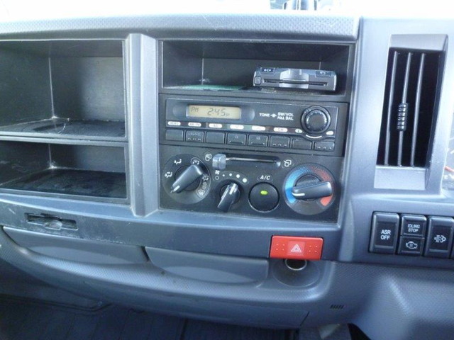 いすゞエルフオープントップバン小型（2t・3t）[写真17]