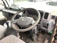 日産アトラス平ボディ小型（2t・3t）[写真28]