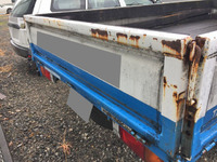 日産アトラス平ボディ小型（2t・3t）[写真03]