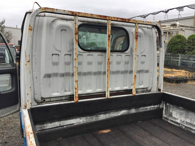 日産アトラス平ボディ小型（2t・3t）[写真06]