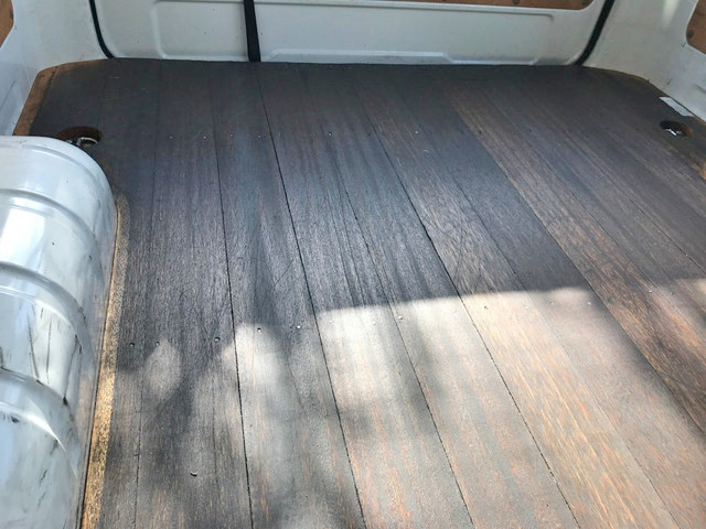 トヨタハイエースバン小型（2t・3t）[写真15]