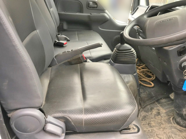 いすゞエルフダンプ小型（2t・3t）[写真17]