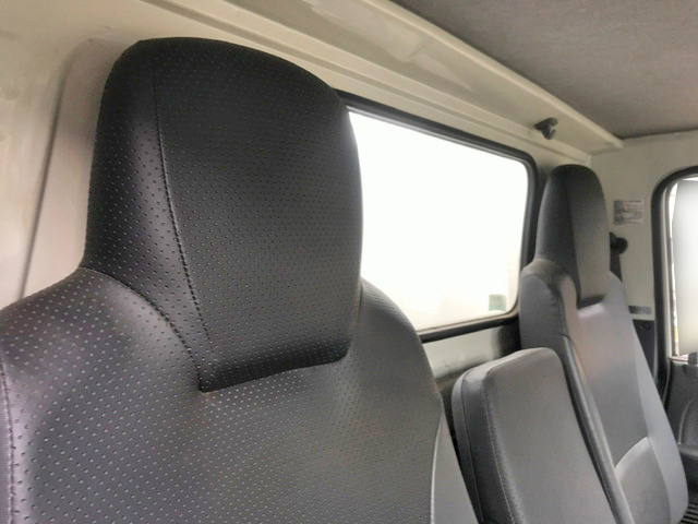 いすゞエルフダンプ小型（2t・3t）[写真18]