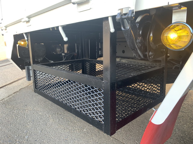 日野レンジャーセルフクレーン4段中型（4t）[写真23]