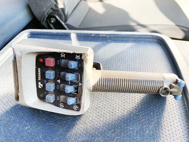 日野レンジャーセルフクレーン4段中型（4t）[写真37]