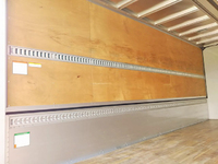 いすゞフォワードアルミウイング中型（4t）[写真10]