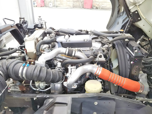 いすゞフォワードアルミウイング中型（4t）[写真26]