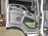 いすゞフォワードアルミウイング中型（4t）[写真28]