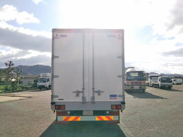 いすゞフォワードアルミウイング中型（4t）[写真07]