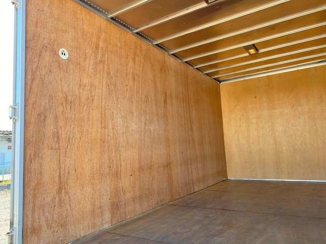 トヨタダイナアルミバン小型（2t・3t）[写真12]