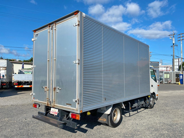 トヨタダイナアルミバン小型（2t・3t）[写真02]