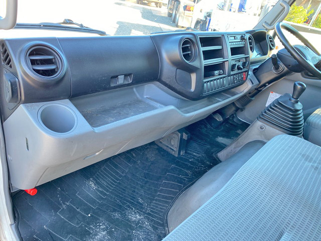 トヨタダイナアルミバン小型（2t・3t）[写真28]