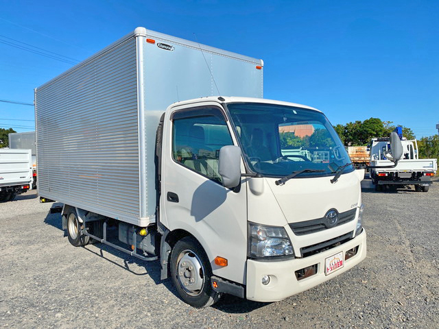 トヨタダイナアルミバン小型（2t・3t）[写真03]