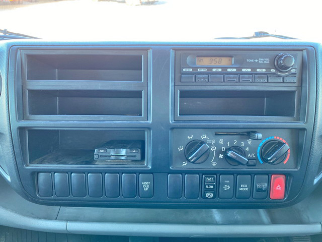 トヨタダイナアルミバン小型（2t・3t）[写真34]