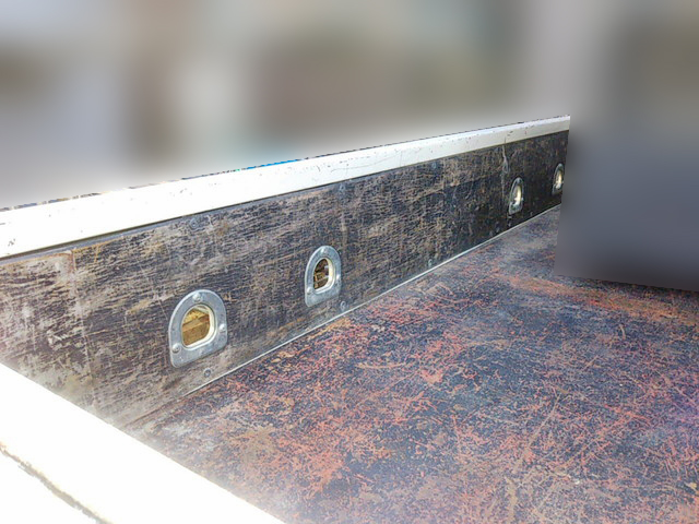 日野デュトロ平ボディ小型（2t・3t）[写真06]