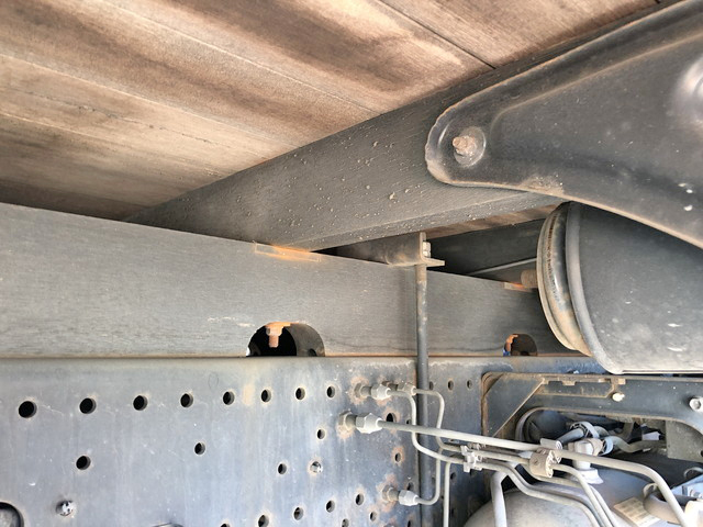 いすゞフォワードアルミブロック中型（4t）[写真20]