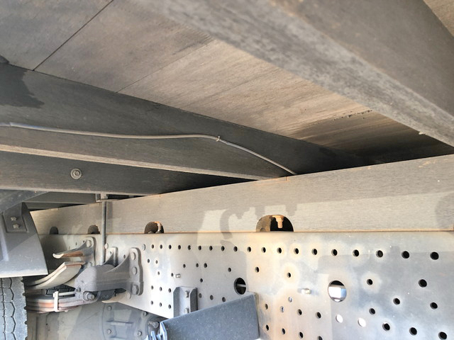 いすゞフォワードアルミブロック中型（4t）[写真21]