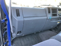 いすゞフォワードアルミブロック中型（4t）[写真32]