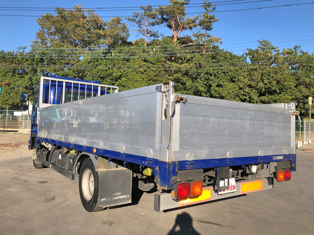 いすゞフォワードアルミブロック中型（4t）[写真04]