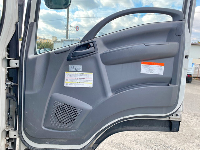 いすゞフォワードユニック4段増トン（6t・8t）[写真29]