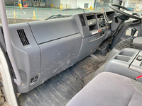 いすゞフォワードユニック4段増トン（6t・8t）[写真30]