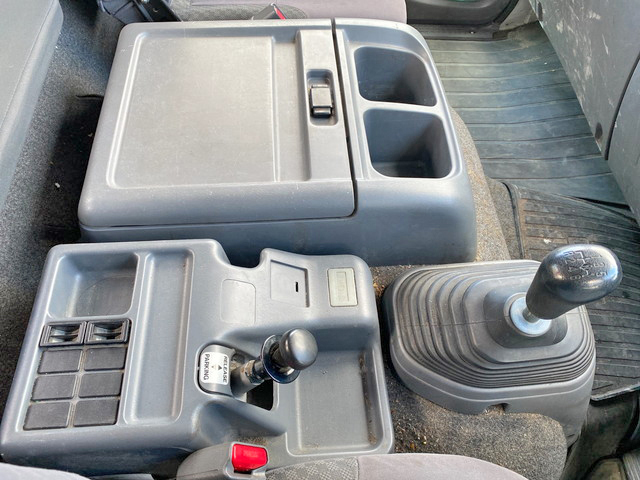 いすゞフォワードユニック4段増トン（6t・8t）[写真36]