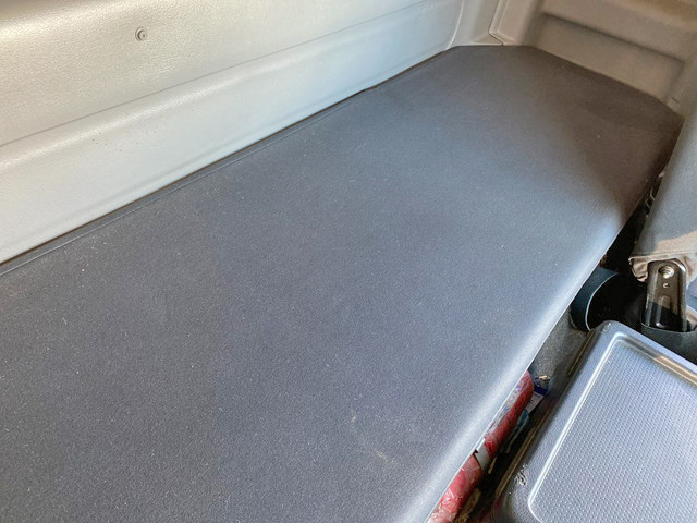 日野レンジャーアルミウイング中型（4t）[写真32]