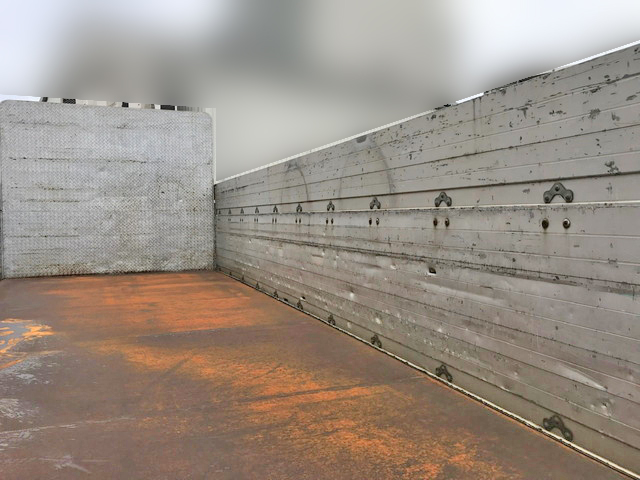 いすゞフォワードアルミブロック増トン（6t・8t）[写真12]