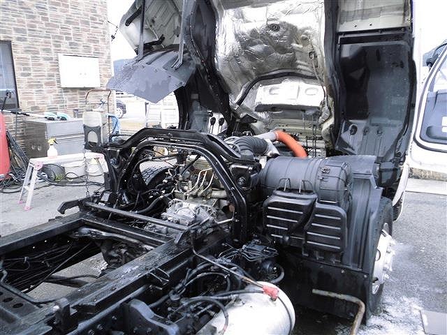 三菱ふそうファイターキャリアカー中型（4t）[写真12]