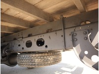 いすゞフォワード平ボディ中型（4t）[写真11]