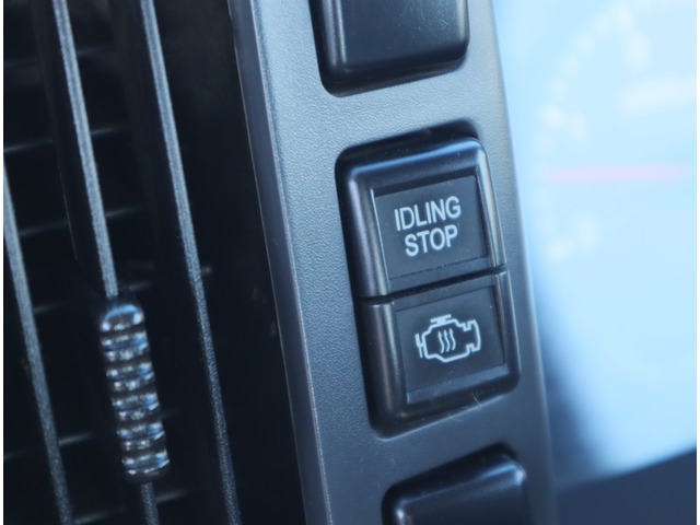 いすゞフォワード平ボディ中型（4t）[写真36]