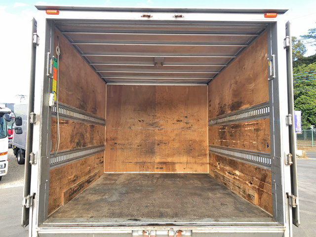 いすゞエルフアルミバン小型（2t・3t）[写真10]